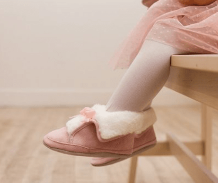 Lined baby boots for girls & boys who love pink