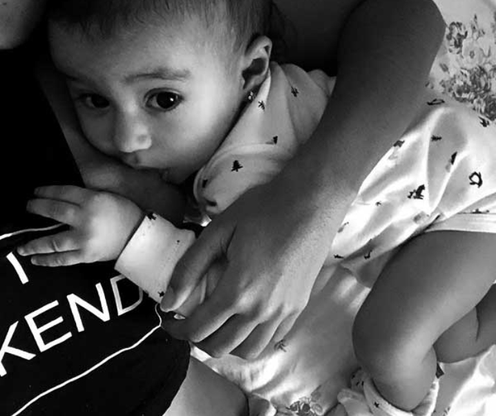 Pros and cons of Extended Breastfeeding
