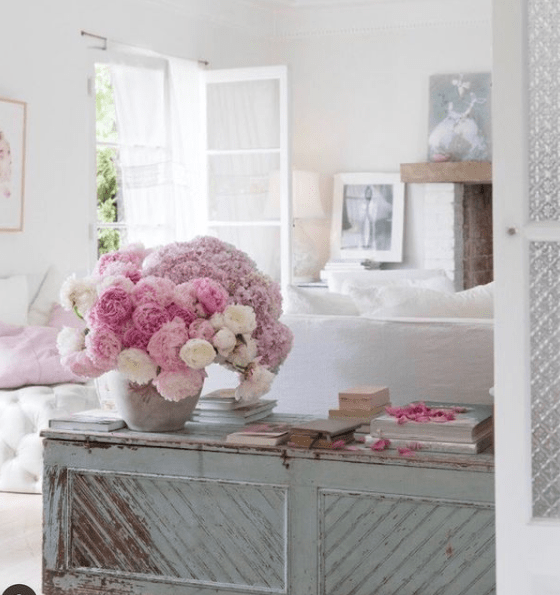 How To Beautifully Decorate Every Room With Shabby Chic Aesthetic
