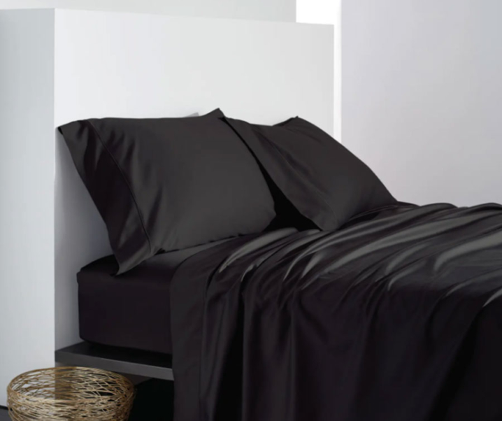 Best Black Silk Sheets for a Wonderfully Chic Night of Sleep.