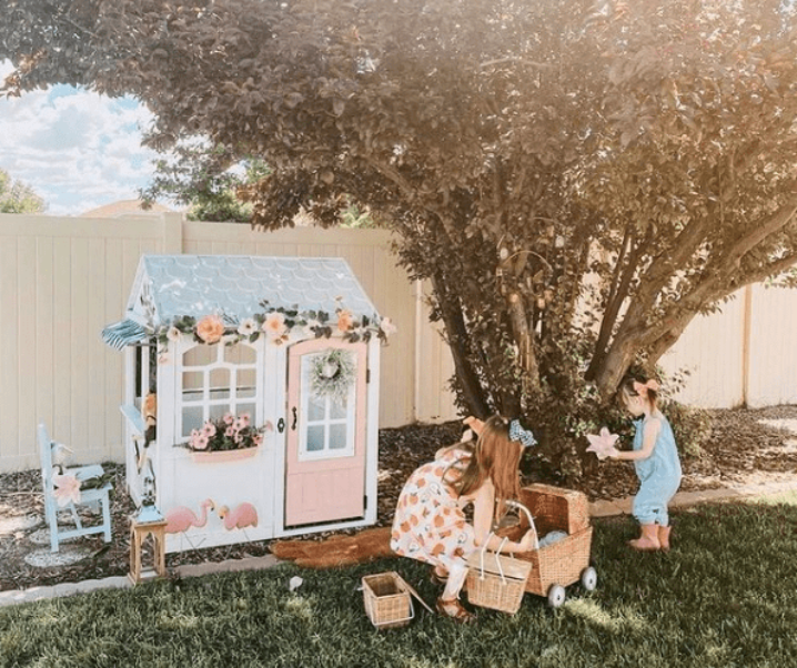 The Best Playhouse(s) for Girls & The Cutest Instagram Makeover Ideas