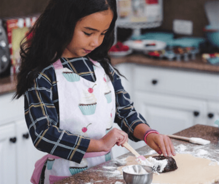 The Most Lovely Aprons for Kids Who Love Cooking & Painting
