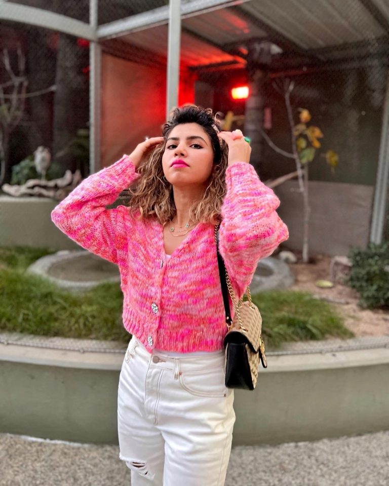 The Cutest Brands To Buy Really Girly Clothes On Department Stores-2022 Edition