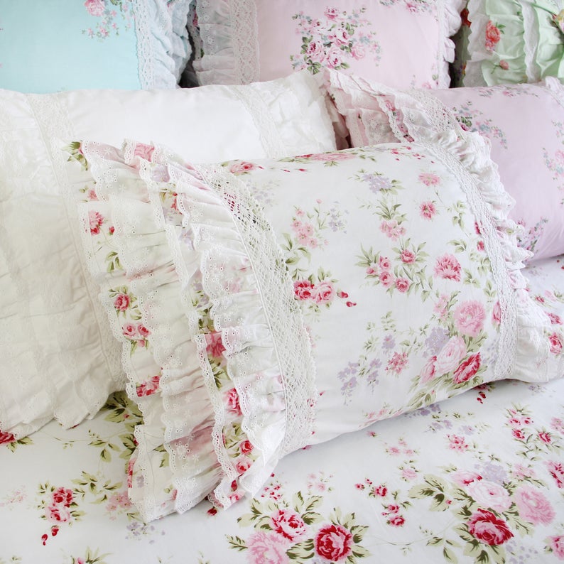 Rachel Ashwell Simply Shabby Chic Romantic Quilted  Standard Pillowcase 