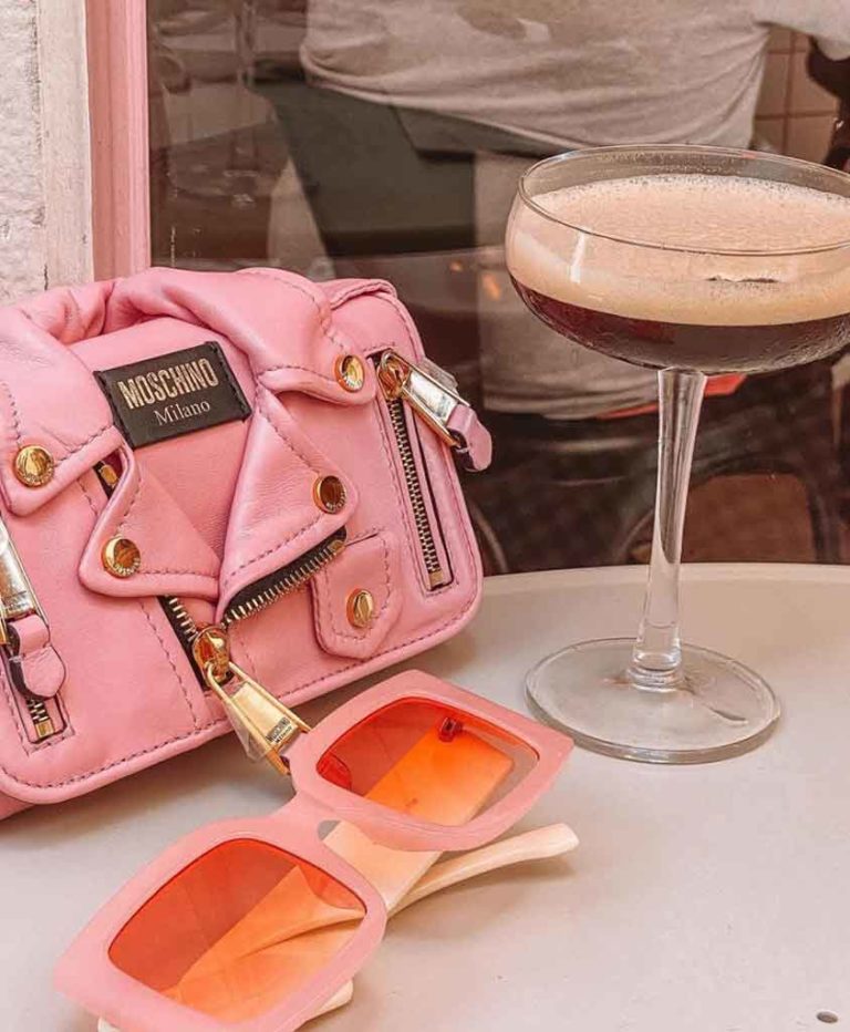 Pink Aesthetic: The Ultimate Guide To Live In A Pretty & Sweet Fantasy