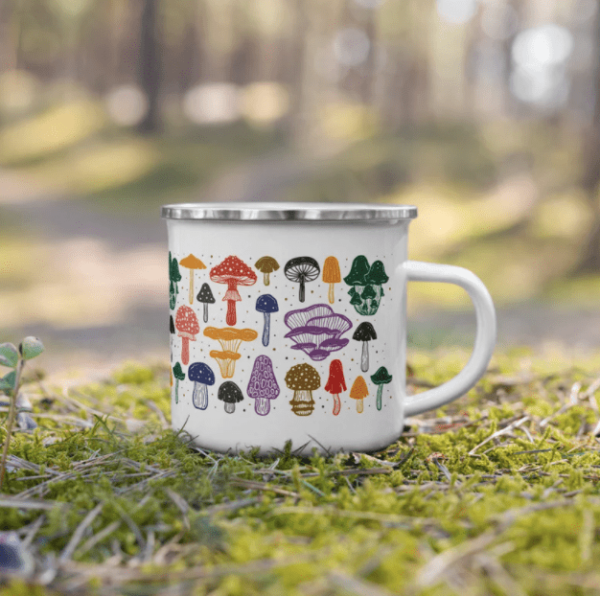 Cottagecore Coffee Mugs & Teacups To Inspire Slow Living in Nature’s Pace