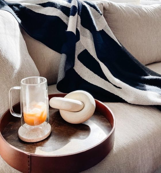 Modern Coffee Mugs That Are A Cool, Minimalist & Chic Gift