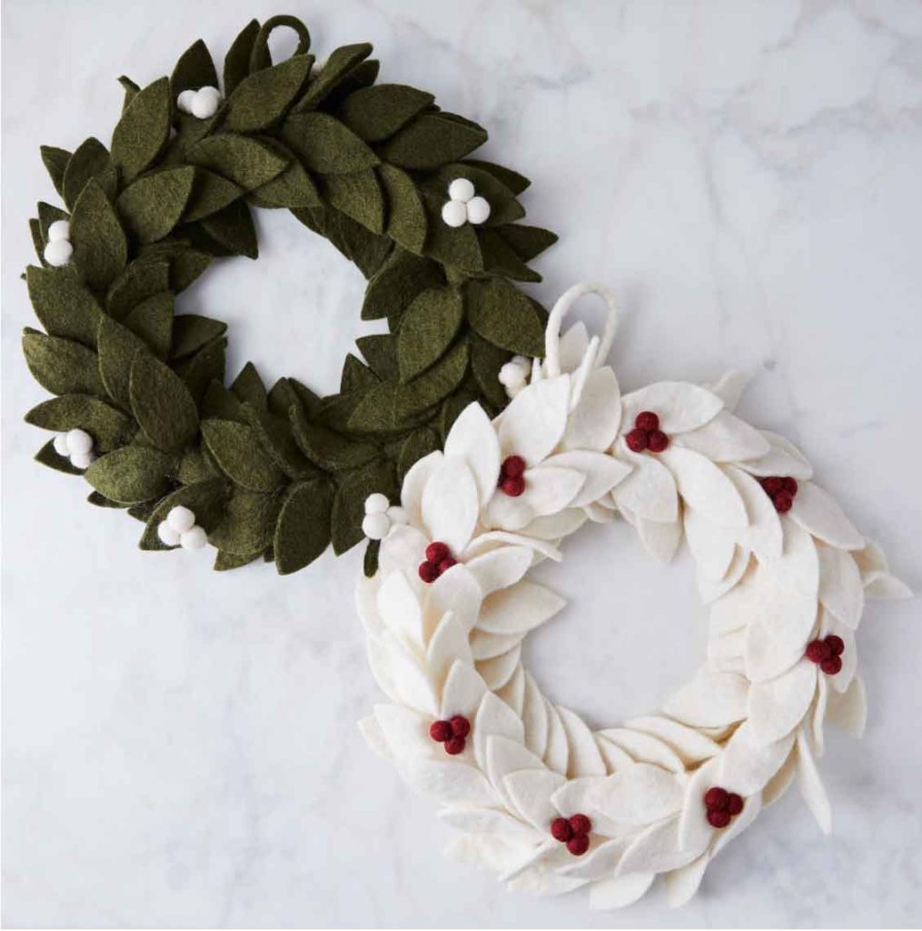 aesthetic christmas wreath