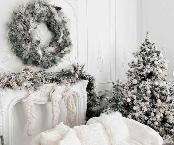 White Christmas Aesthetic Ideas to set a Magical Wintery Holiday Mood