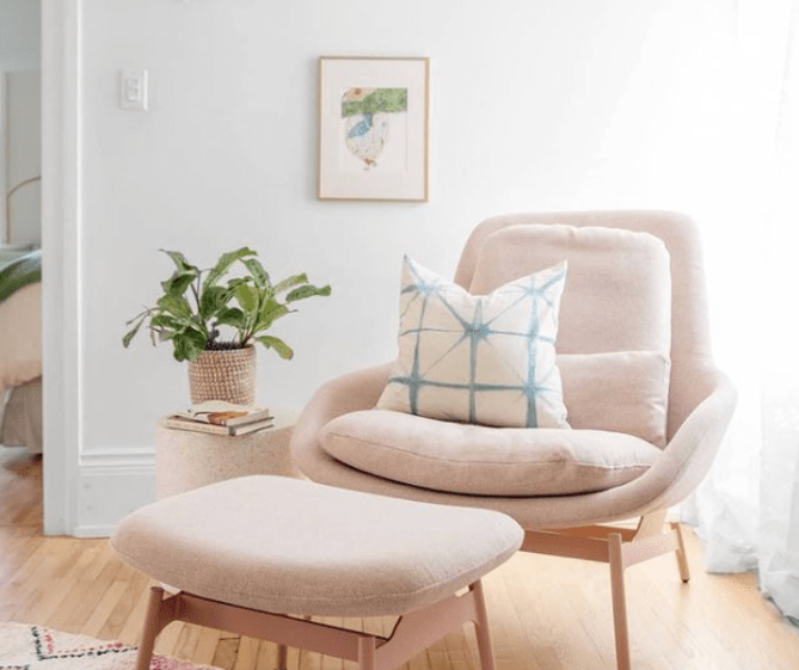 The Coziest Pink Comfy Chairs To Unwind Like A Princess