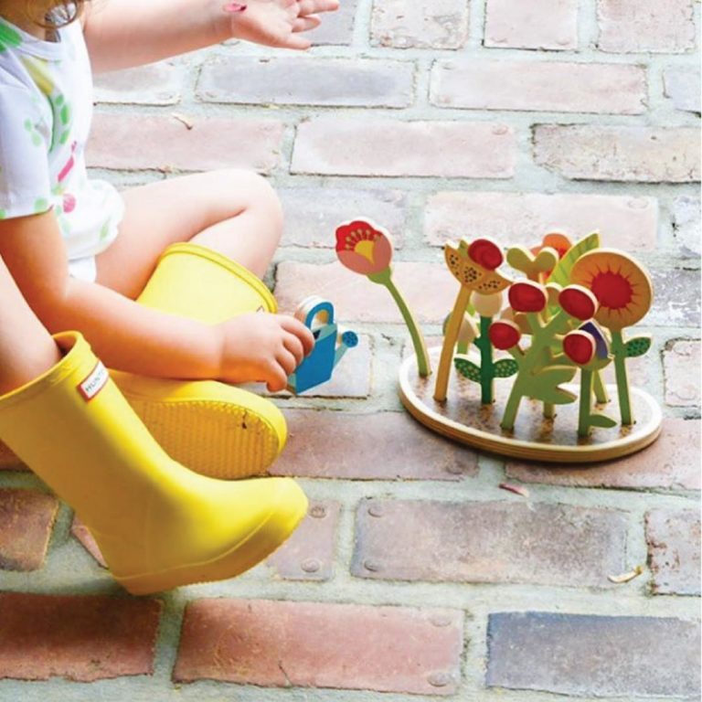 Non-Toxic Wooden Gardening Toys To Blossom Little Green Thumbs
