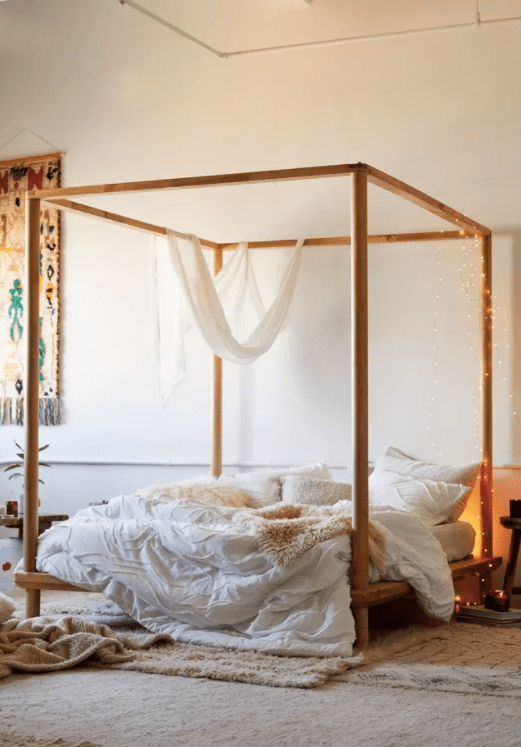 Wood Canopy Beds To Turn Your Bedroom Into A Relaxing Oasis