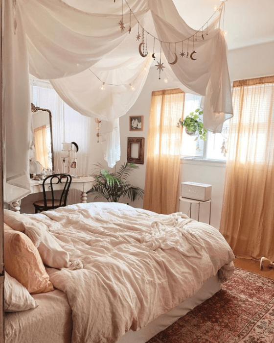 Linen Sheets Are The Most Aesthetic, Comfy & Durable Bedding You Can