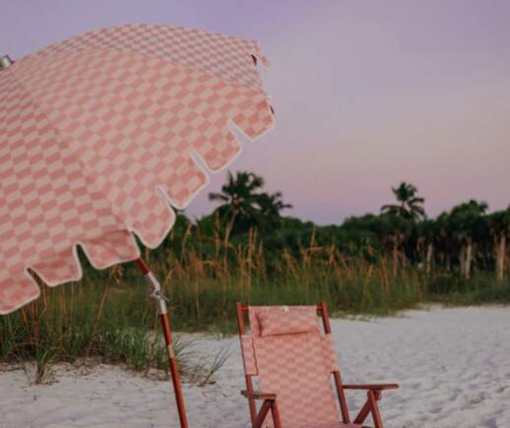 The Best Pink Beach Chairs For An Aesthetic Summer