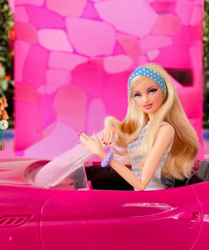 margot robbie barbie movie hot pink aesthetic