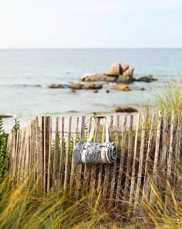 The Best Beach Blankets For An Aesthetic Summer