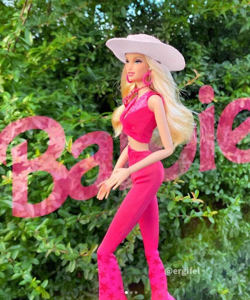 margot robbie barbie cowgirl hot pink aesthetic