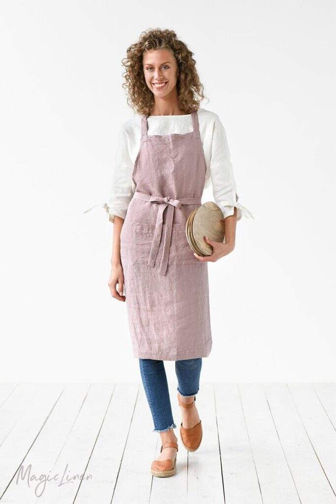 Cute Linen Apron With Front Pockets, by MagicLinen at Etsy