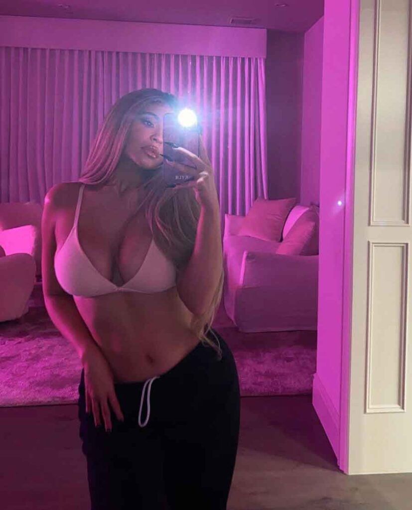kylie jenner neon pink aesthetic