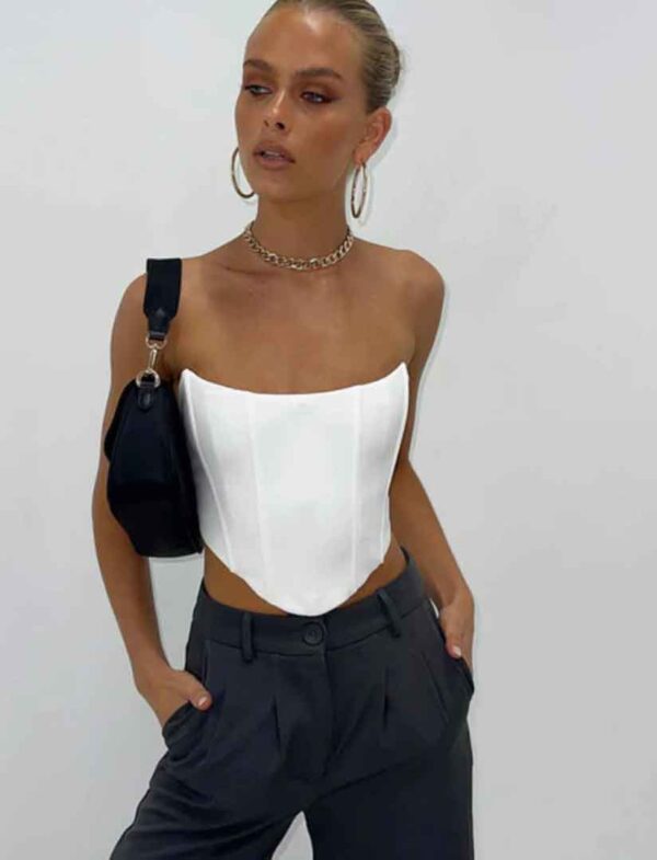 Corset Outfit Ideas to Fell Like a Fairytale Character The Mood Guide