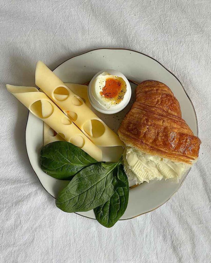 french croisssant aesthetic