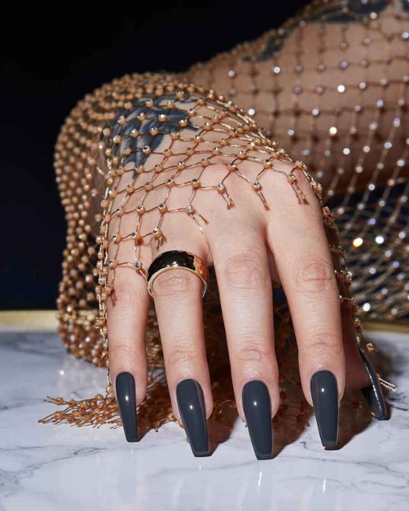modern witch aesthetic nails gold