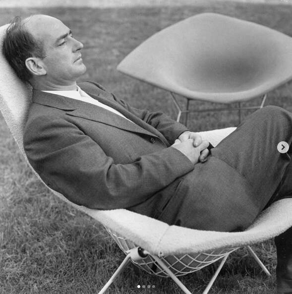 Harry Bertoia himself, image @knoll | Wassily Chair, @mood.works