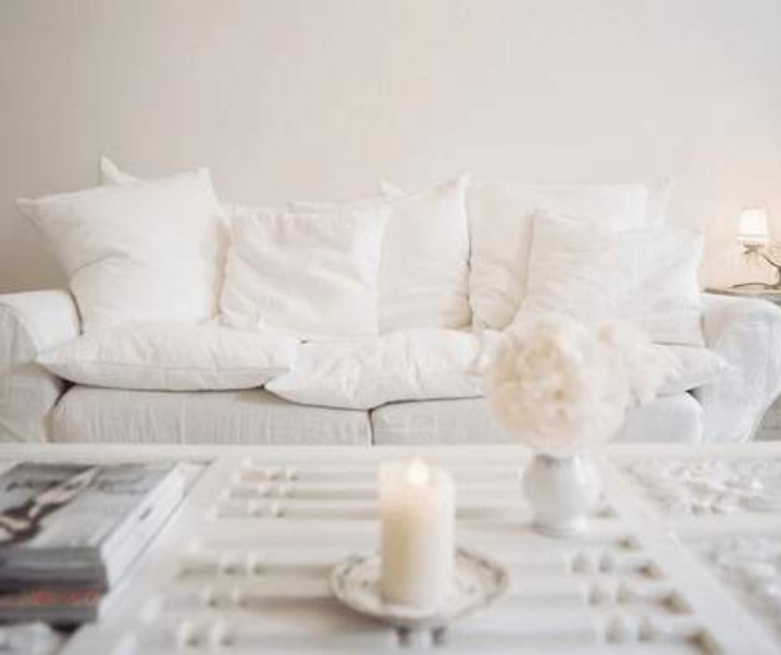 The Most Beautiful & Comfy Slipcovered Sofas For A Laid Back Room