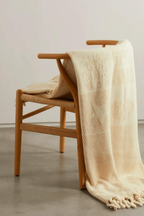 Fringed logo-jacquard cashmere blanket, Loro Piana