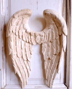 Angel Wings Decoration: Wall Decor, Paintings & Art For A Heavenly Home Aesthetic