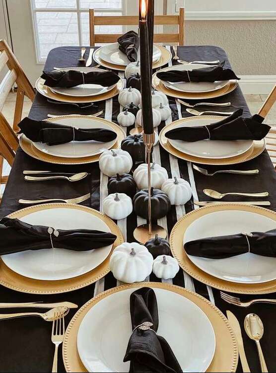 black-and-white-thanksgiving-tablescape-decor-modern-elegant-aesthetic_the-mood-guide