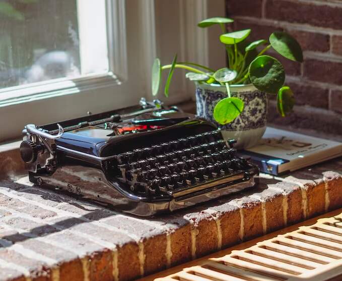 Original Vintage Typewriter Erika Model 11 - 1956 - With new ink ribbon