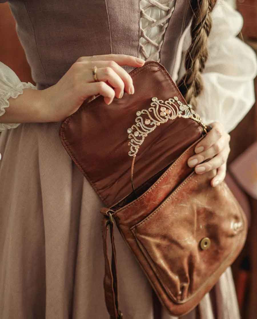 Stunning Princess Costume Ideas for Adults that are Easy to Recreate ...