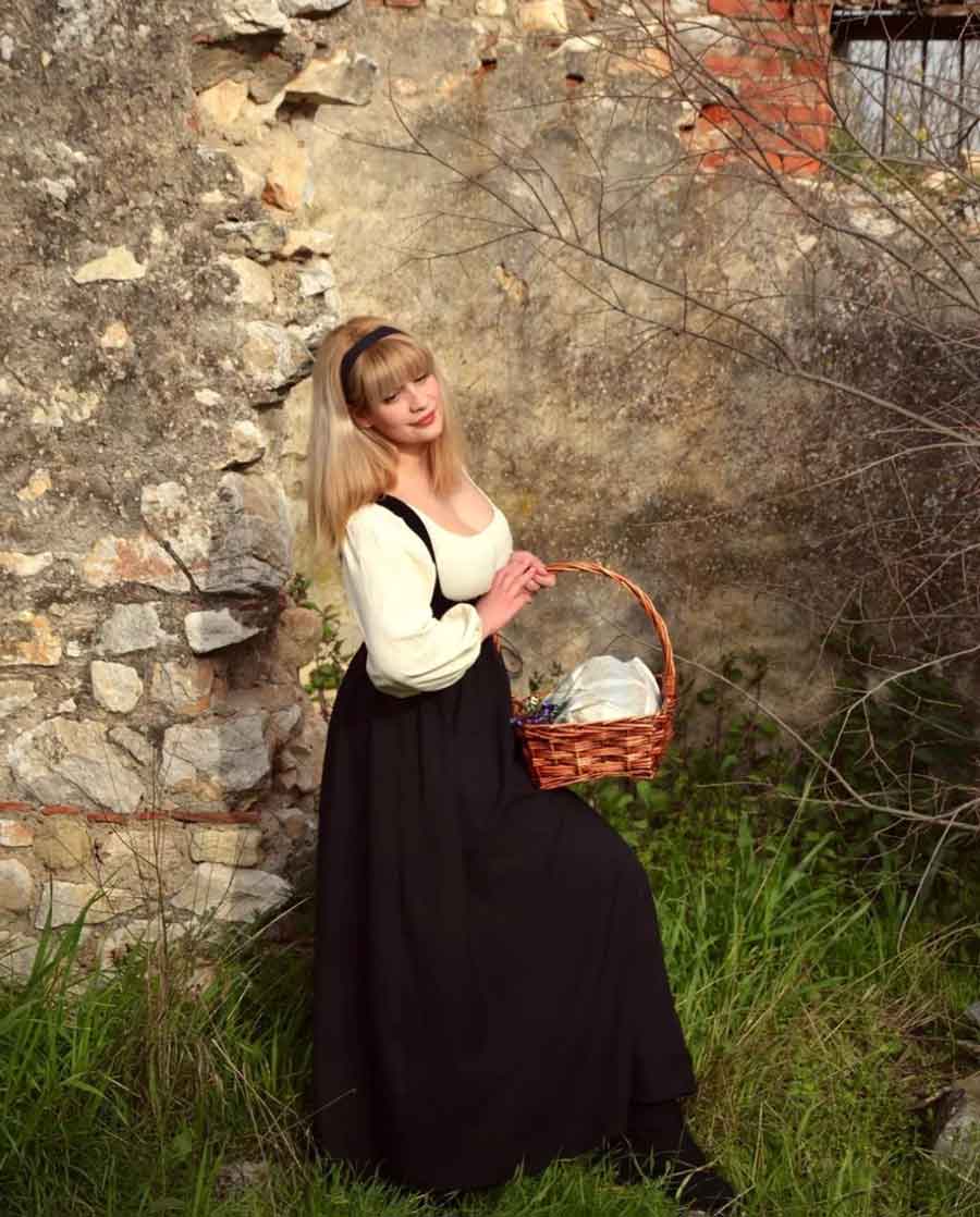 Stunning Princess Costume Ideas for Adults that are Easy to Recreate