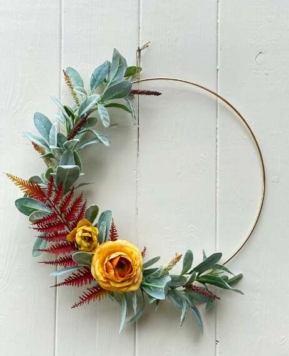Simple Fall Wreaths To Get In The Mood For Autumn