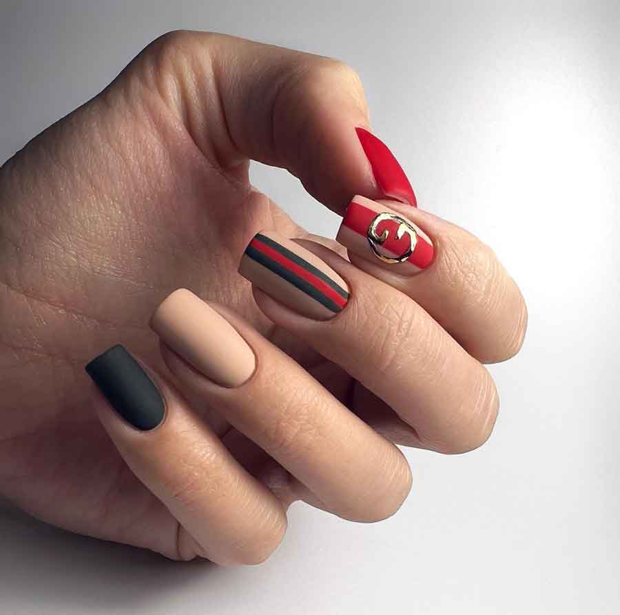 square gucci logo sticker nail art matte