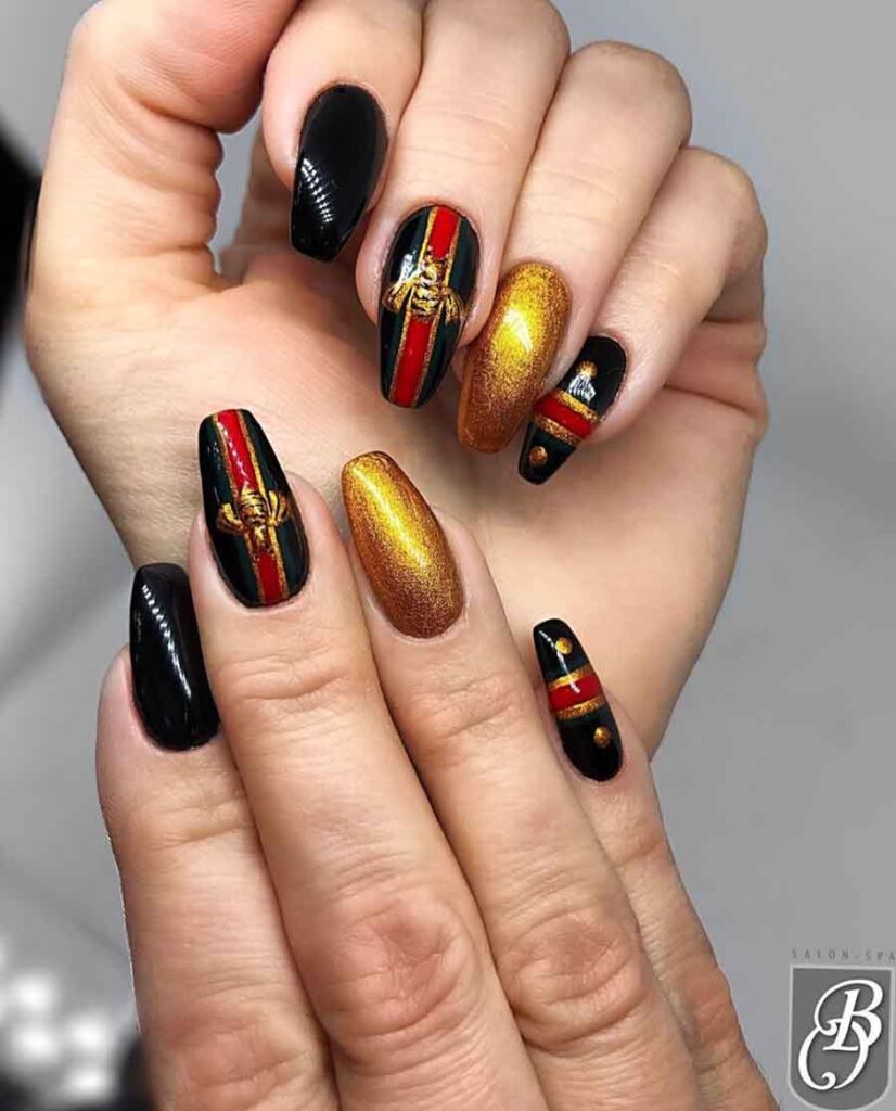 gucci nail art design 