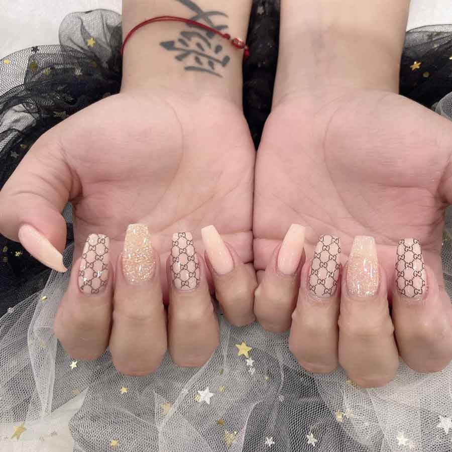 nude gucci nails luxury