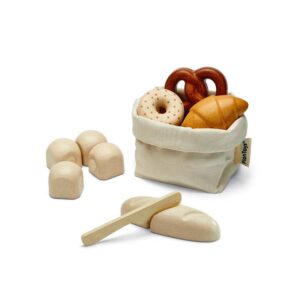 Bagel, 4 detachable rolls, a pretzel, croissant, cuttable baguette, knife and fabric bag for storage.
