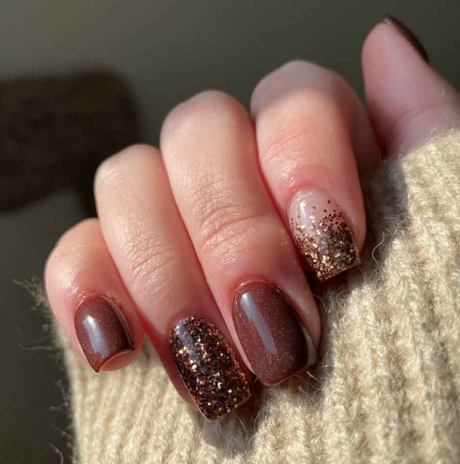 short brown thanksgiving nails with glitter