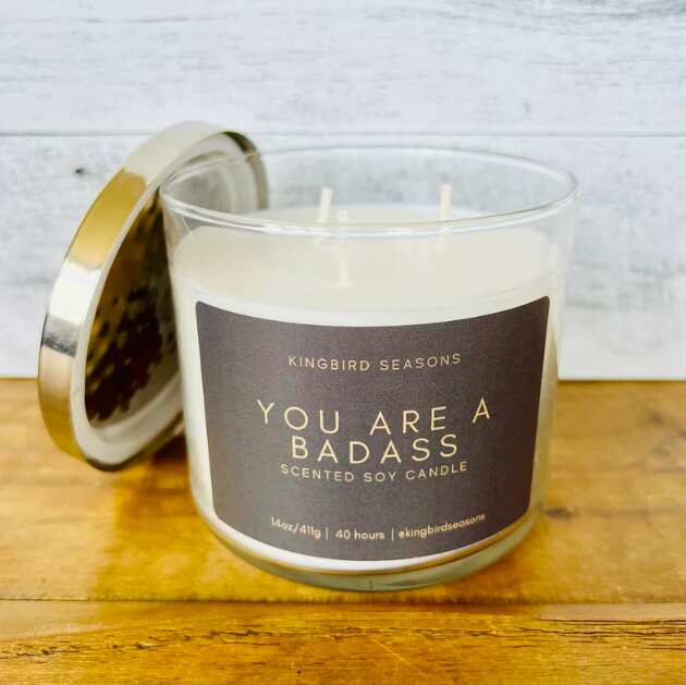 Lead-Free Soy-Scented Wax Candle - Cheap Christmas Gift For Homebodies