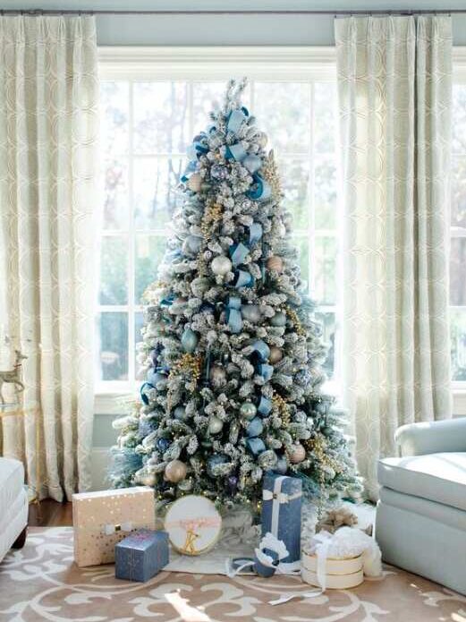 Blue Christmas Aesthetic: The Most Beautiful Decorations, Ornaments & Trees