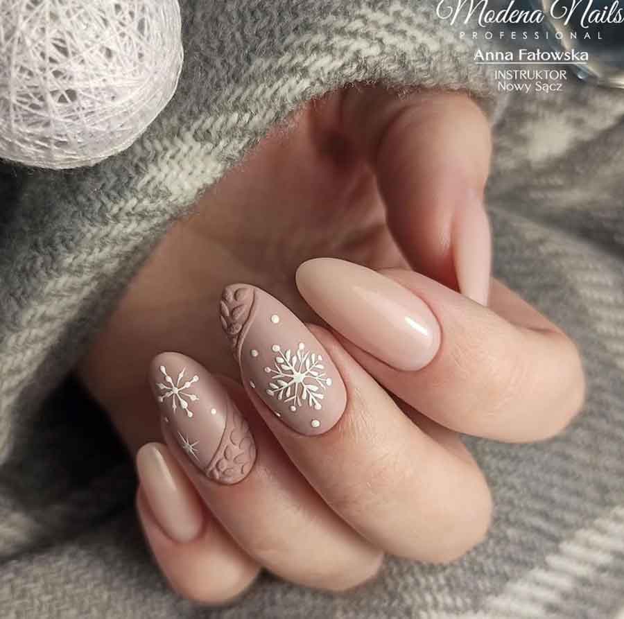 snowflake nude christmas nails