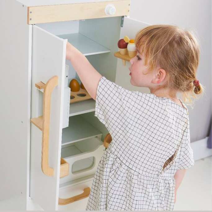 Wooden Play Fridges & Refrigerators