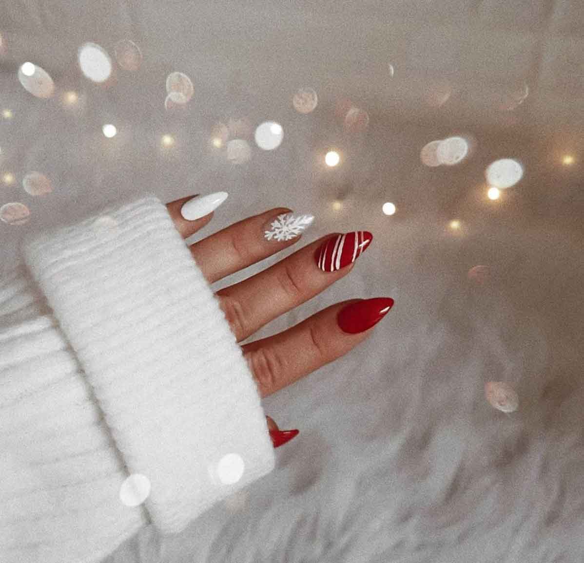 white red christmas nails