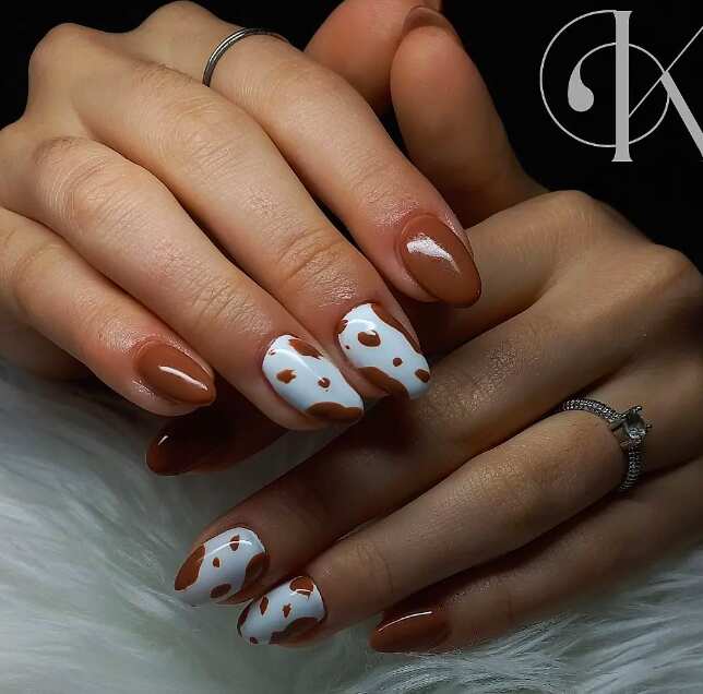 White background brown nail art