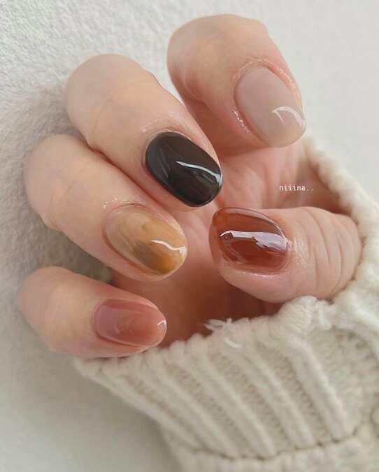 Glazed brown nails