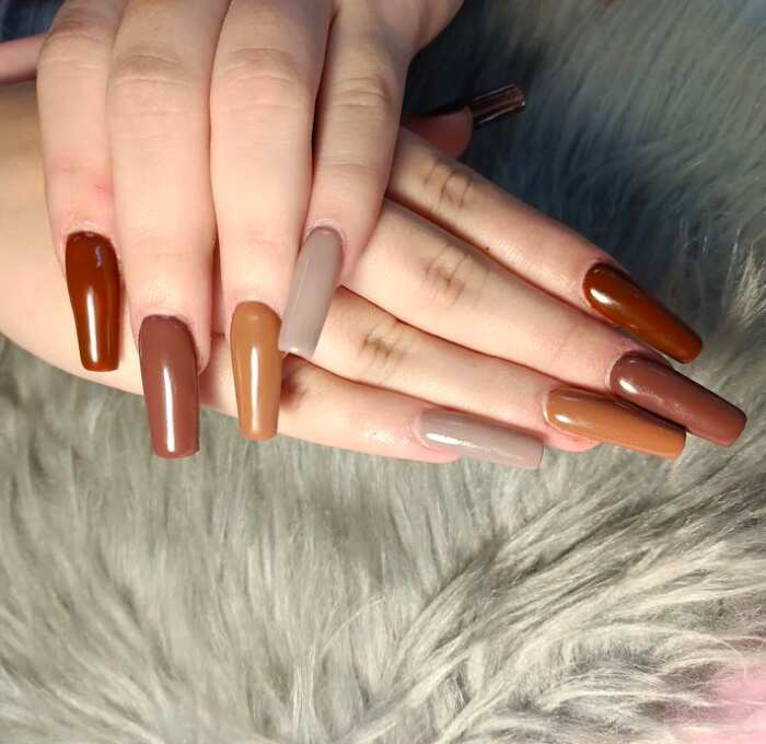 From taupe to brown ombre extra long square nails