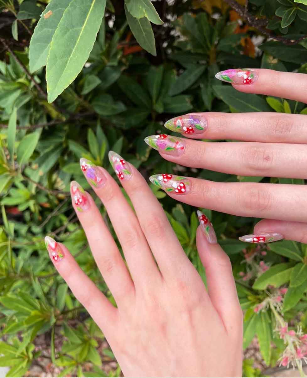 20+ Enchanting Cottagecore Nails - The Mood Guide