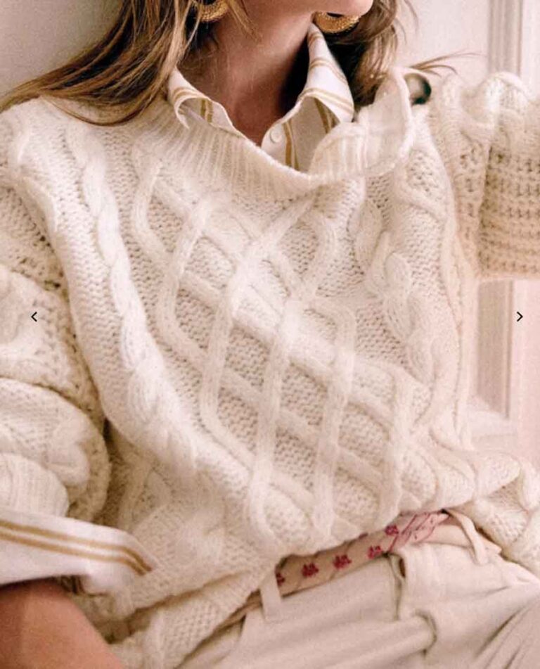 Light Academia Outfits Ideas (Plus the Best Fashion Brands)